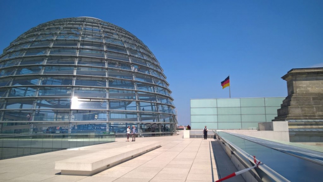 Auf dem Dach des Bundestages